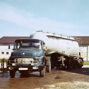 1960 FUCHS - Erstes Tankfahrzeug der Transporte Fuchs GmbH