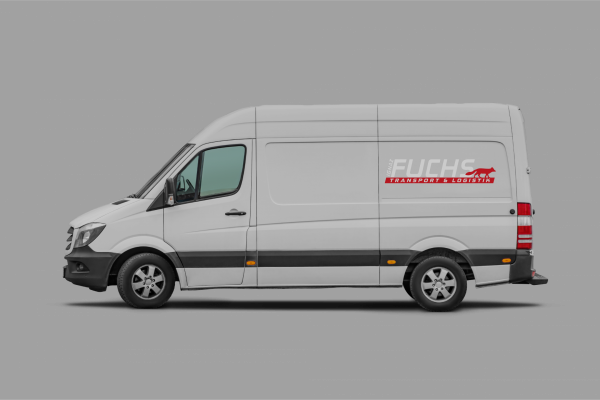Paketdienst - Sprinter der Transporte Fuchs GmbH mit Logo
